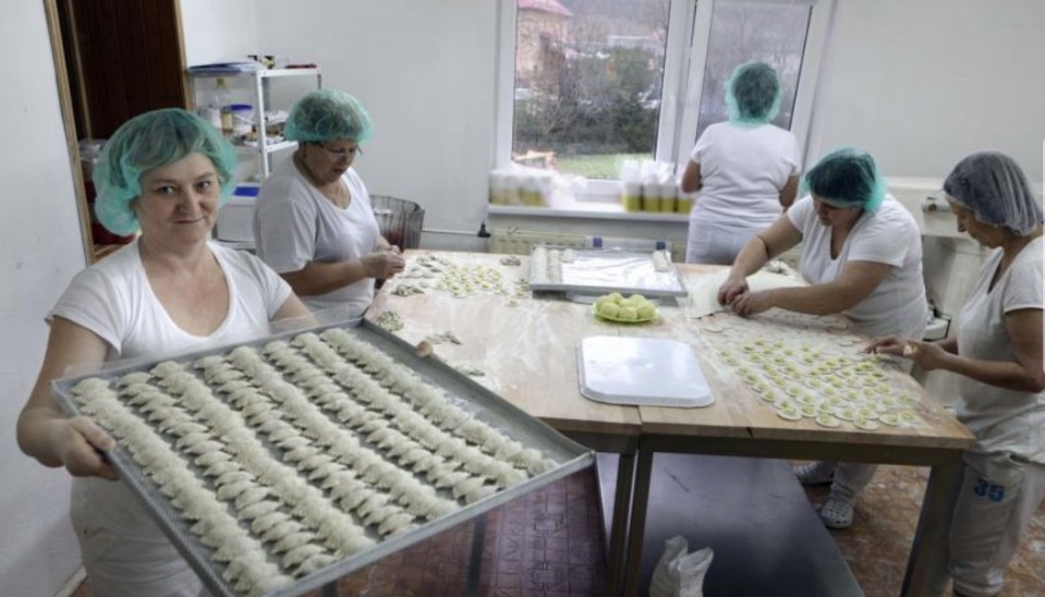 Vo veľkovýrobe v Uliči je zamestnaných 20 miestnych žien