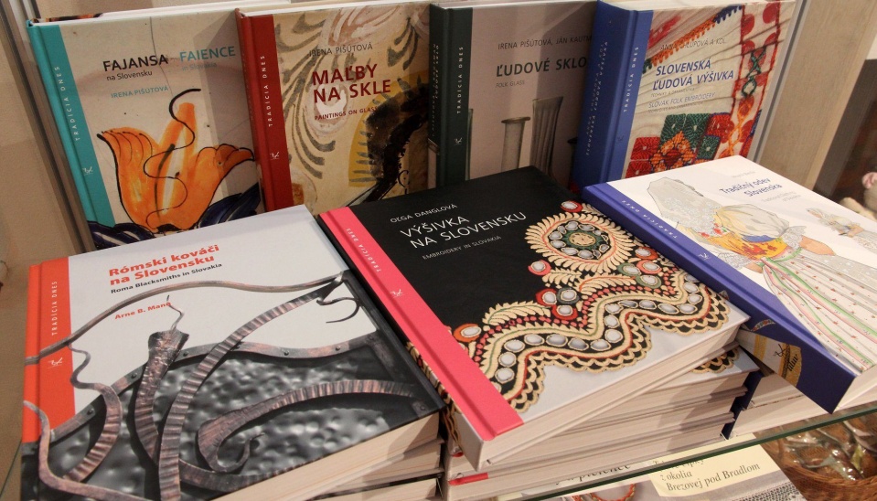 Publikácie vydavateľstva ÚĽUV, zdroj: FB 