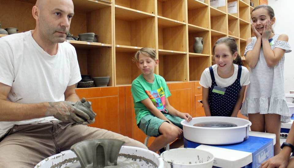 ÚĽUv usporadúva kurzy pre despelýchaj školy remesiel pre deti