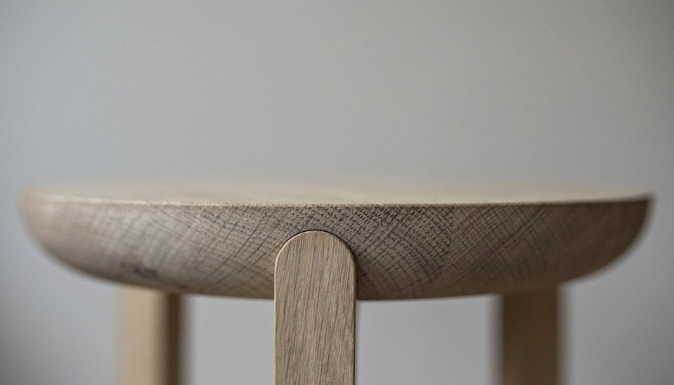 Taburet z nábytkovej kolekcie JURO © JAVORINA v.d.