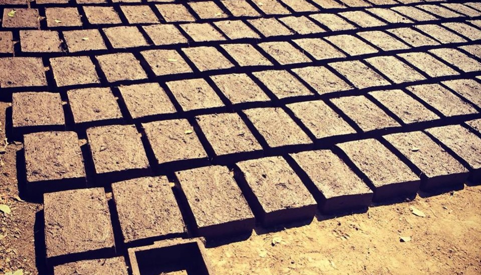 1. výroba nepálených tehál zdroj: www.organica.name