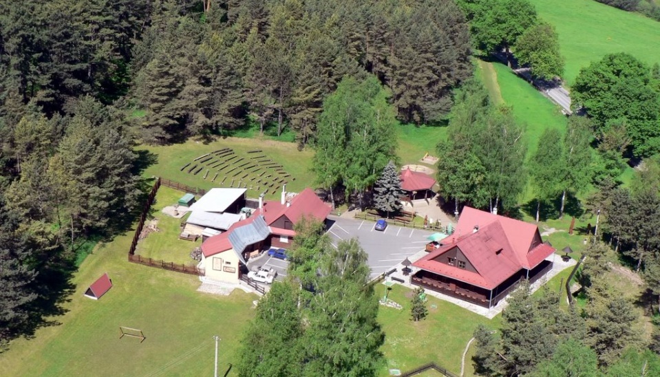 Pohľad zhora, foto: https://mapio.net/pic/p-5697296/