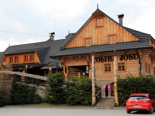 Pohľad na Kolibu Josu z exteriéru, foto: https://www.tripadvisor.sk/